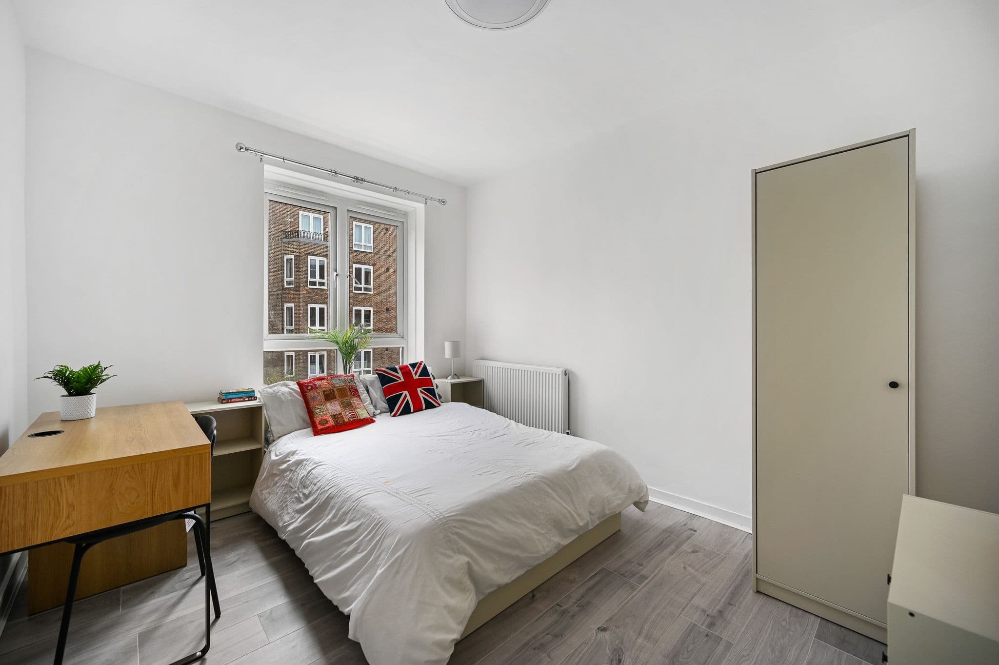 13 Charmouth House photo 4