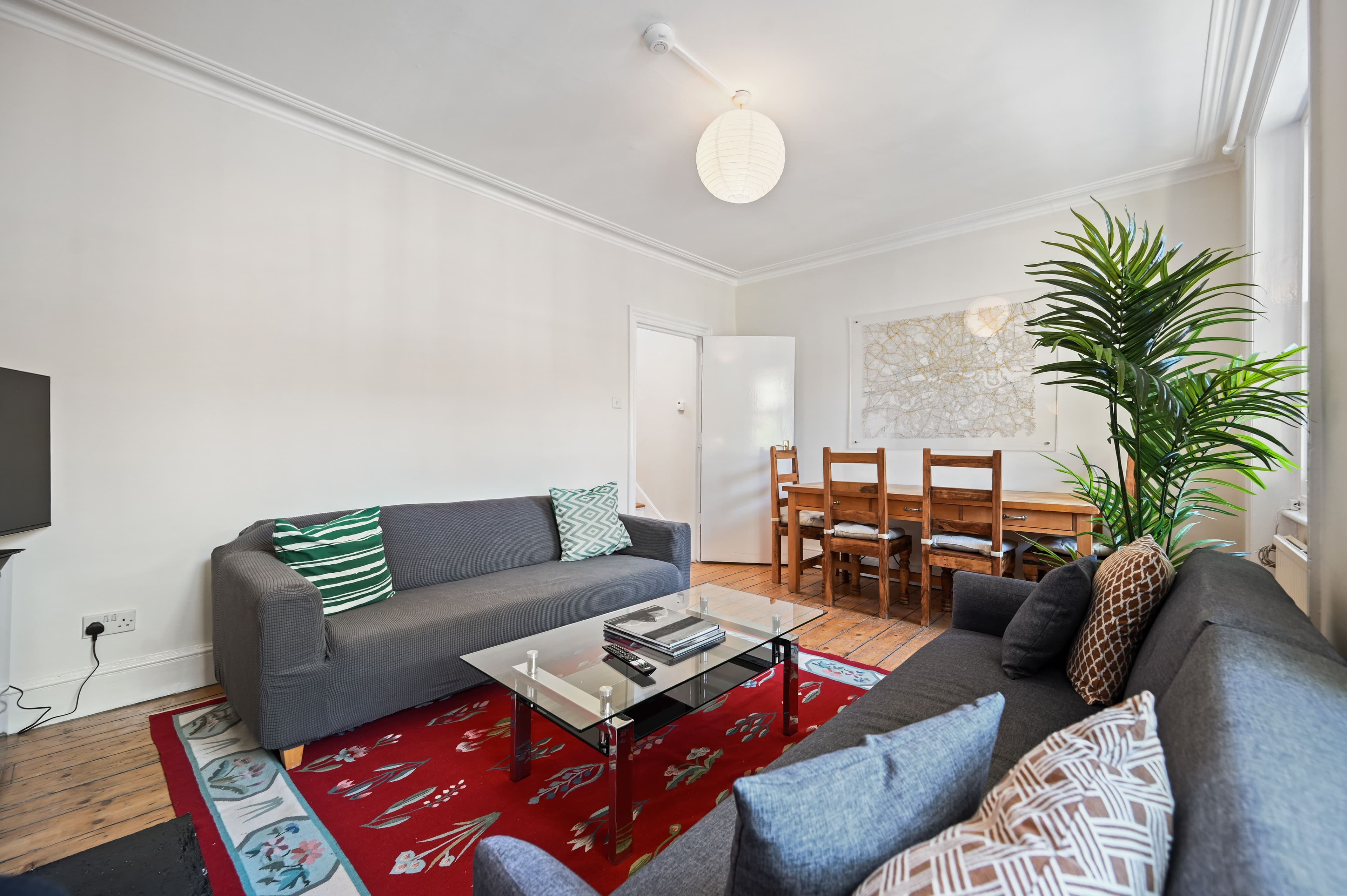 2 Walcorde Avenue photo 4